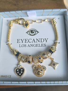 EYE CANDY LOS ANGELES, Bear Heart Charm Bracelet, NWT